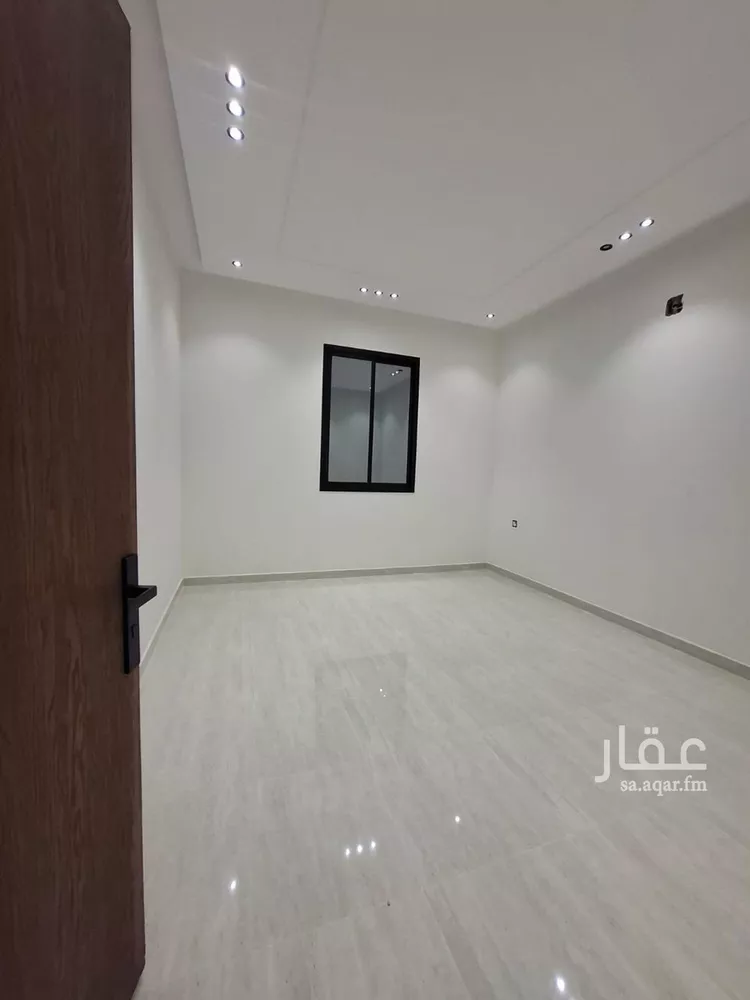 Floor for Sale in Riyadh Al Hazm 7
