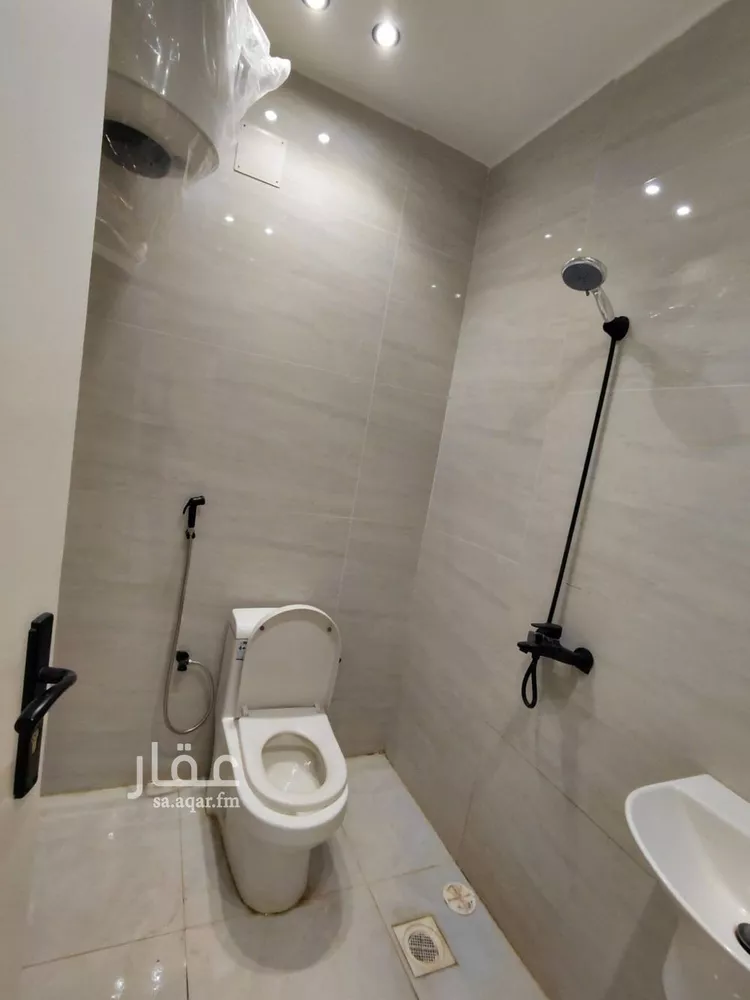 شقة للإيجار في شارع الحسن بن علي, حي الروضة, مدينة الرياض, منطقة الرياض صورة 3