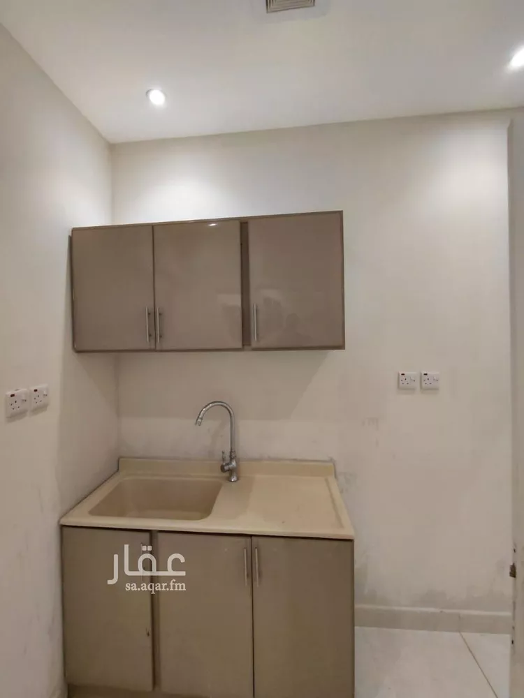 شقة للإيجار في شارع العباس بن عبد المطلب, حي التعاون, مدينة الرياض, منطقة الرياض صورة 2