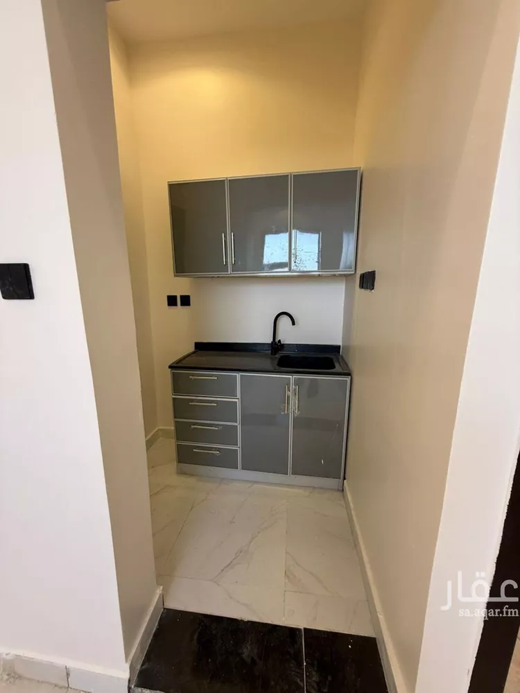 شقة للإيجار في شارع طريق الملك عبدالعزيز, حي العارض, مدينة الرياض, منطقة الرياض صورة 3