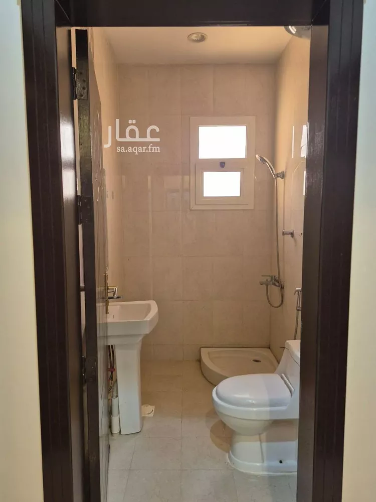 شقة للإيجار في شارع عبدالله بن شهيوين, حي الملقا, مدينة الرياض, منطقة الرياض صورة 5