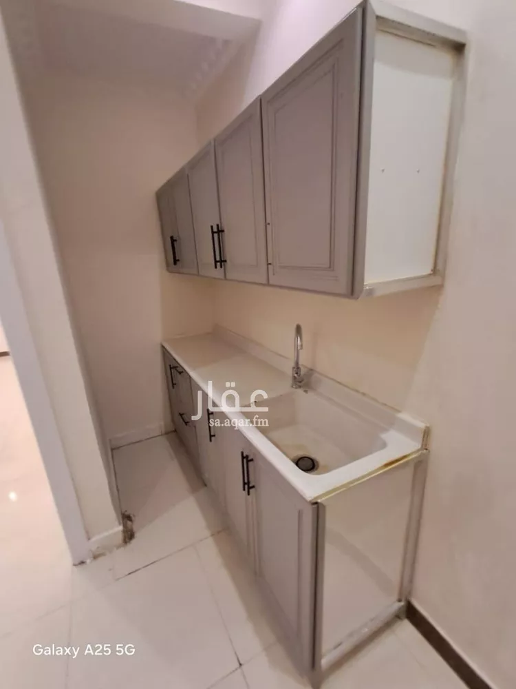 شقة للإيجار في شارع أحمد بن ميسر, حي قرطبة, مدينة الرياض, منطقة الرياض صورة 4