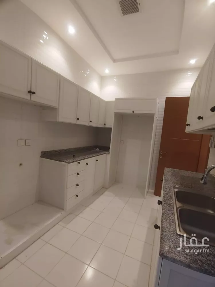 شقة للإيجار في شارع احمد بن الحجاج, حي العارض, مدينة الرياض, منطقة الرياض