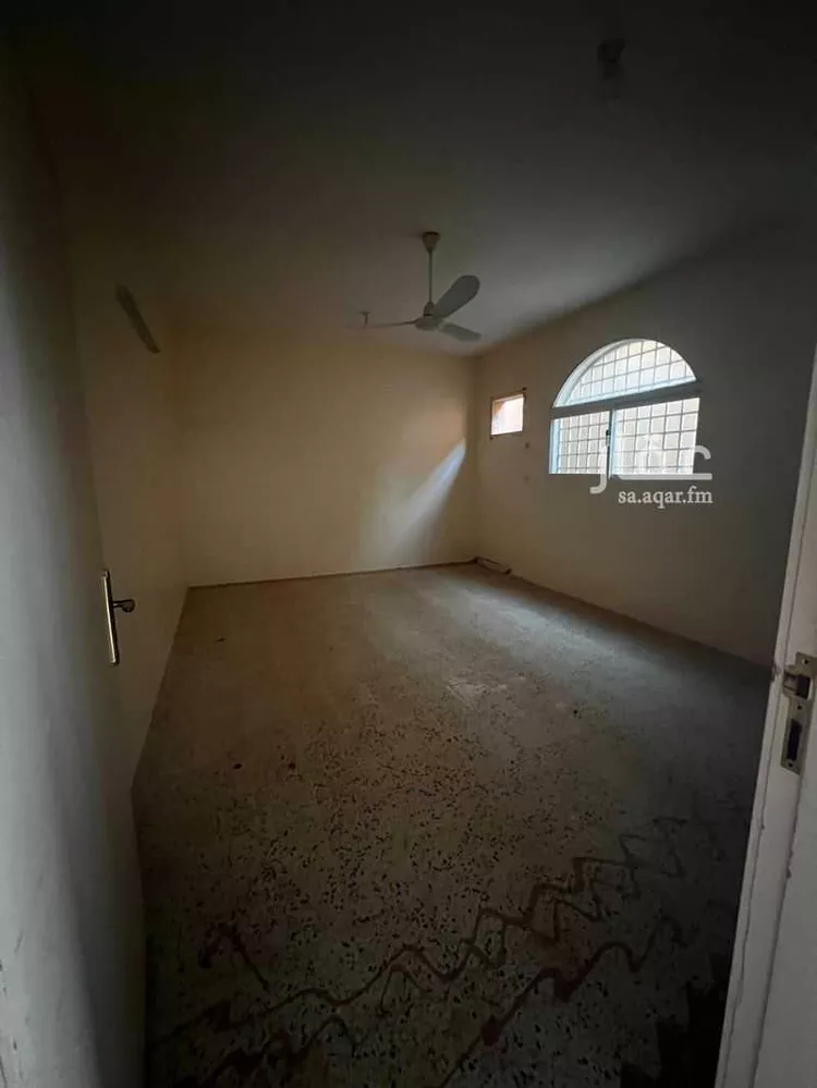 فيلا للإيجار في شارع الحكم بن حيان العبدي, حي المنتزة الغربي, مدينة بريدة, منطقة القصيم 5