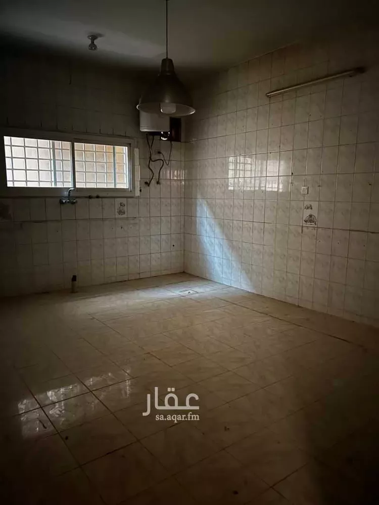 فيلا للإيجار في شارع الحكم بن حيان العبدي, حي المنتزة الغربي, مدينة بريدة, منطقة القصيم صورة 4