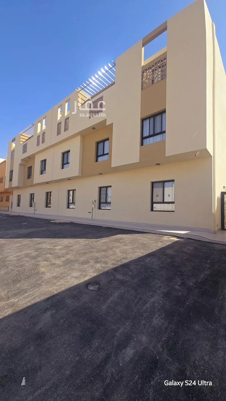 عمارة للبيع في شارع قلعة صلاح الدين, حي العقيق, مدينة الرياض, منطقة الرياض