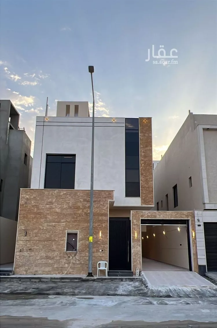 فيلا للبيع في شارع صالح محمد جمال, حي الرمال, مدينة الرياض, منطقة الرياض