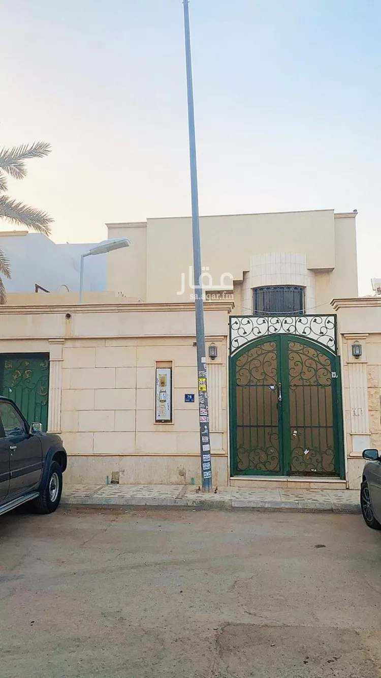 فيلا للبيع في شارع رقم 180, حي المونسية, مدينة الرياض, منطقة الرياض