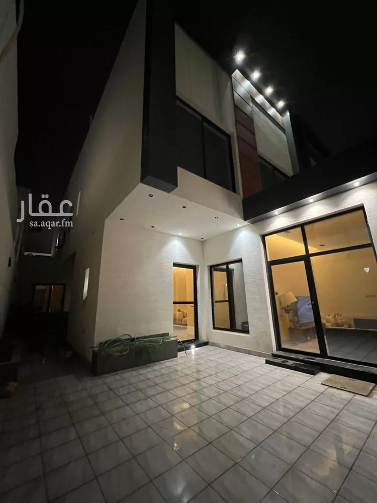 فيلا للبيع في شارع هبة الله بن حامد, حي الرمال, مدينة الرياض, منطقة الرياض