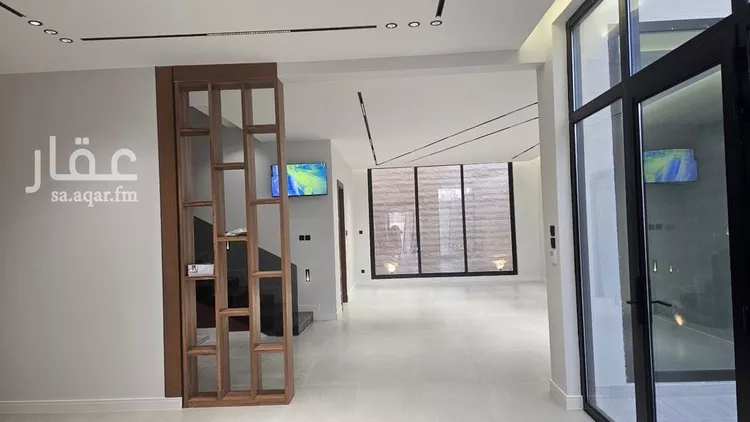 فيلا للبيع في شارع احمد المطاع, حي الفاروق, مدينة الرياض, منطقة الرياض