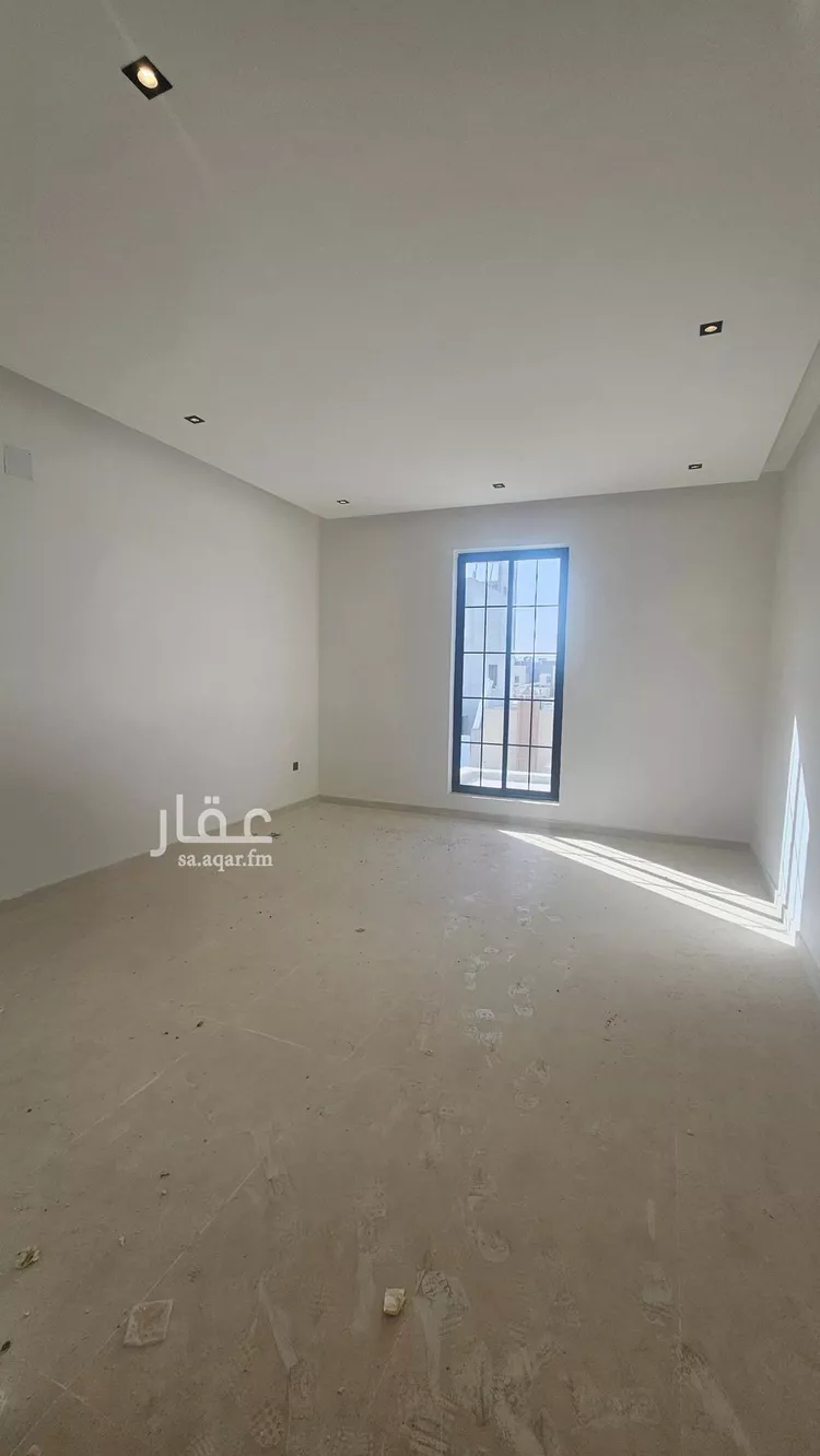 فيلا للبيع في شارع إبراهيم بن موسى الفيومي, حي الفاروق, مدينة الرياض, منطقة الرياض 12