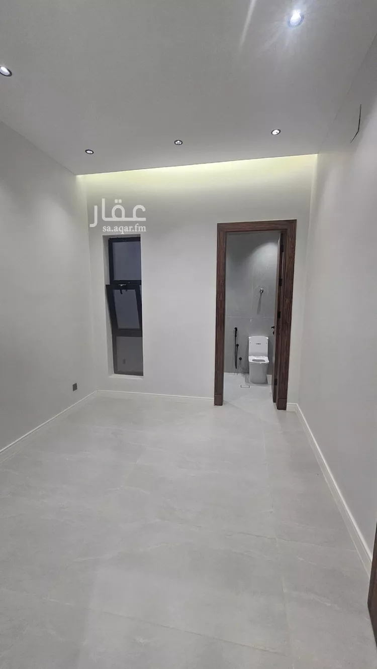 فيلا للبيع في شارع خلف بن سعيد, حي الفاروق, مدينة الرياض, منطقة الرياض 17