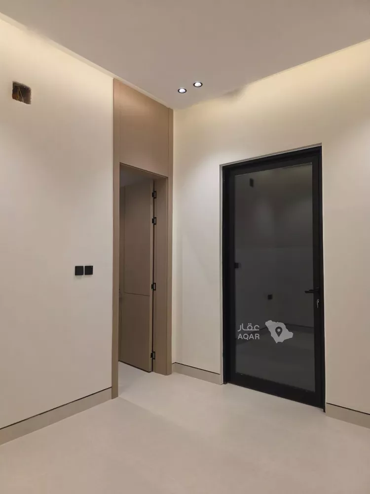 Villa for Sale in Riyadh Al Yarmouk 13