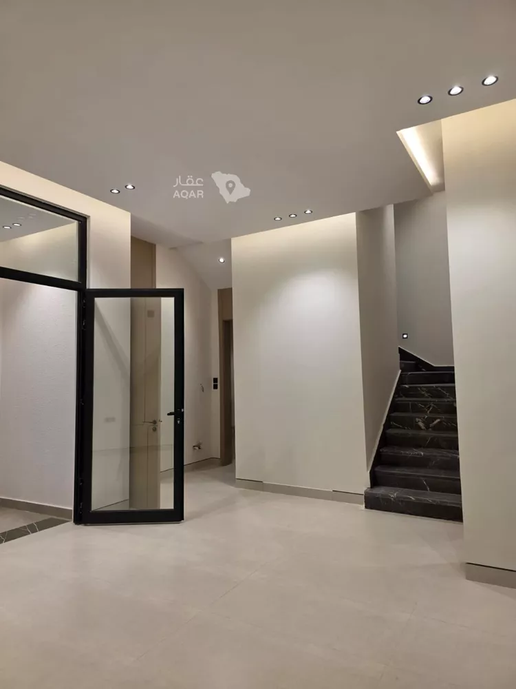 Villa for Sale in Riyadh Al Yarmouk 20