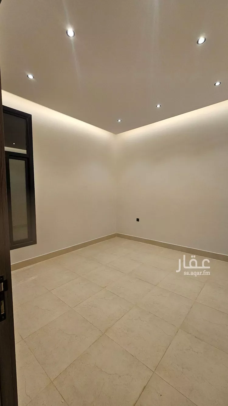 دور للبيع في شارع الامير متعب بن عبدالعزيز, حي الصفاء, مدينة الرياض, منطقة الرياض 11
