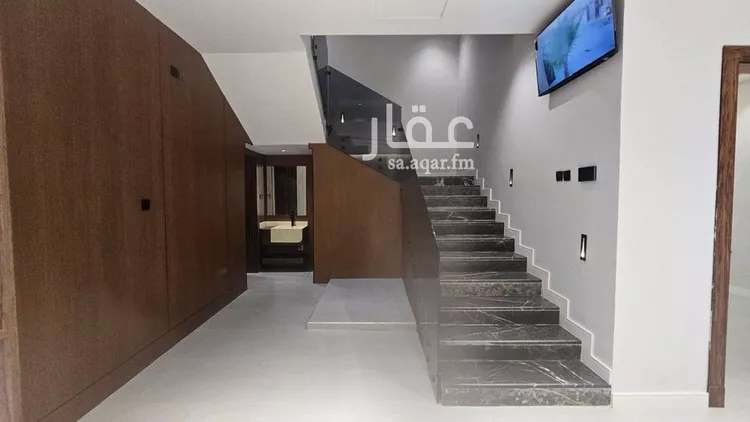 فيلا للبيع في شارع خلف بن سعيد, حي الفاروق, مدينة الرياض, منطقة الرياض 6