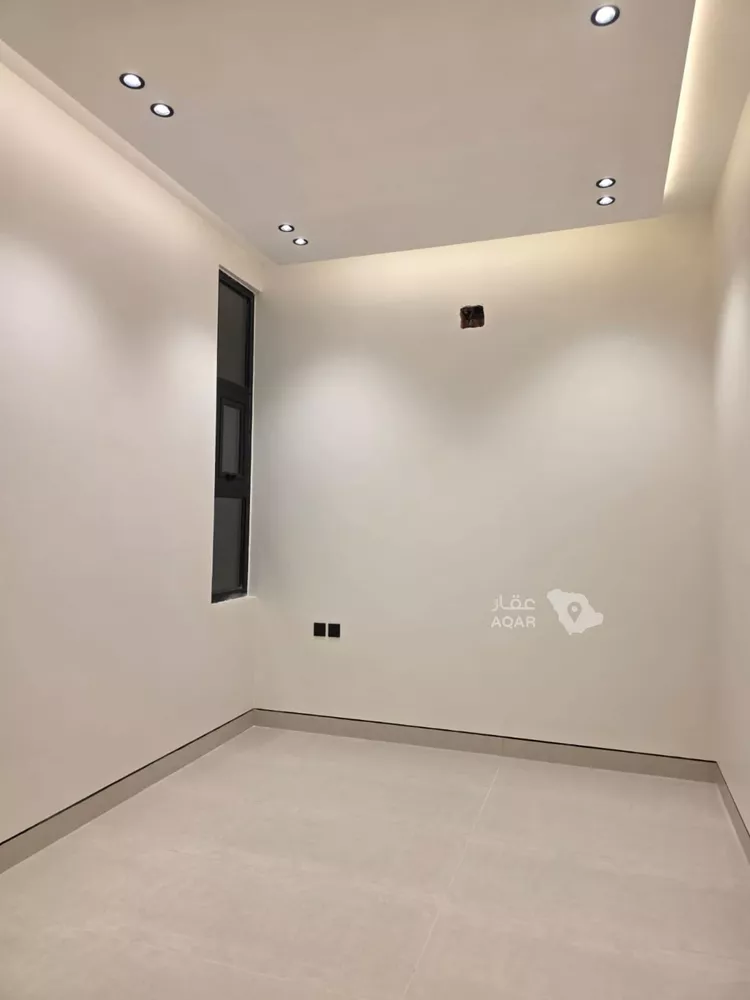 Villa for Sale in Riyadh Al Yarmouk 9