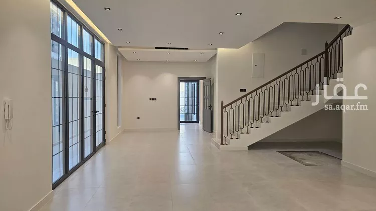 فيلا للبيع في شارع أسد السنة, حي الفاروق, مدينة الرياض, منطقة الرياض صورة 2