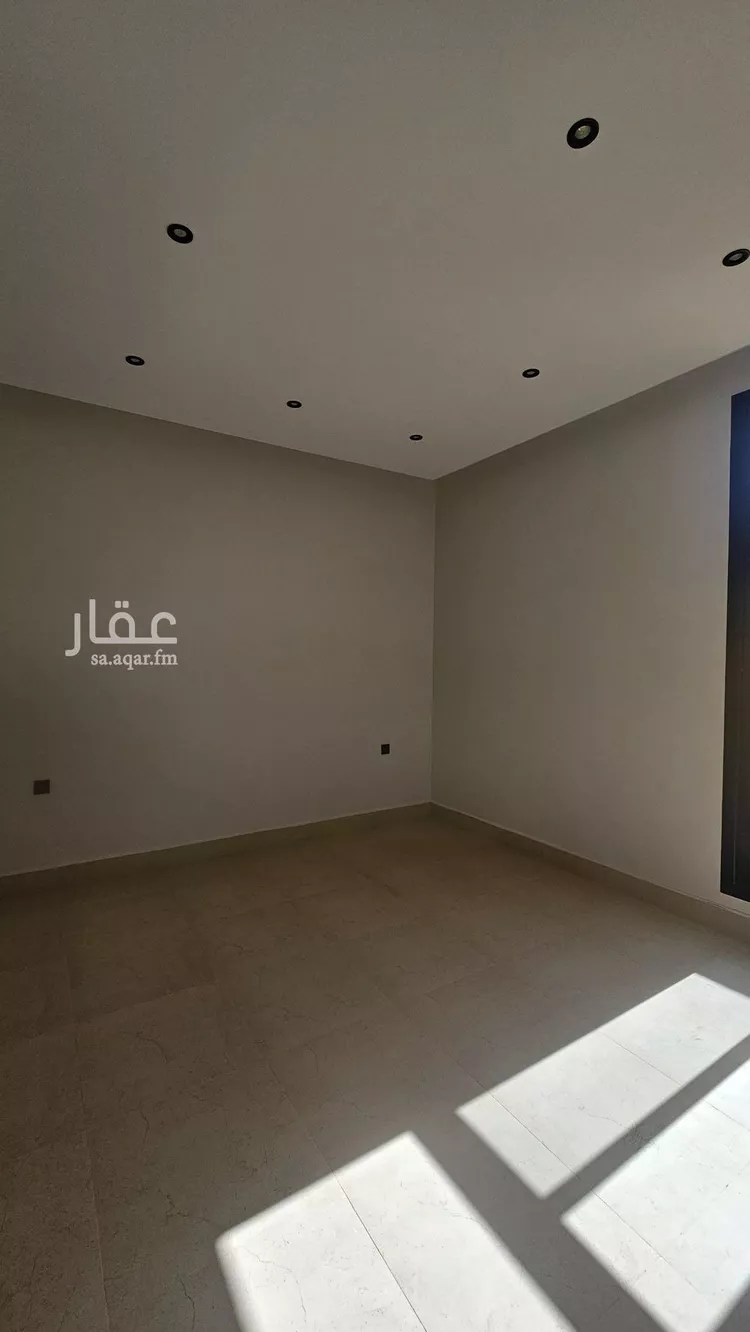 دور للبيع في شارع الامير متعب بن عبدالعزيز, حي الصفاء, مدينة الرياض, منطقة الرياض صورة 3