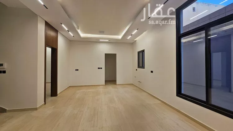 فيلا للبيع في شارع عز الدين الفاروثي, حي الربوة, مدينة الرياض, منطقة الرياض 8