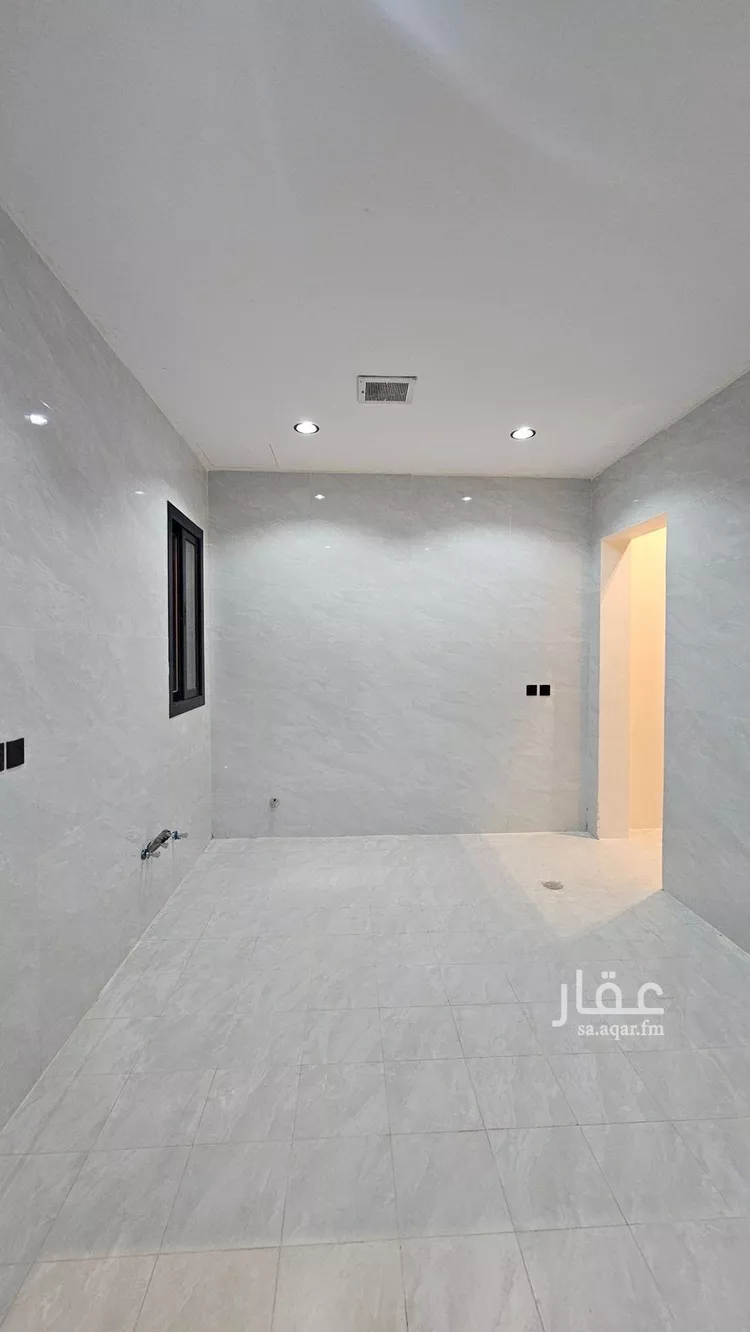 دور للبيع في شارع عسيلة, حي اليرموك, مدينة الرياض, منطقة الرياض صورة 4