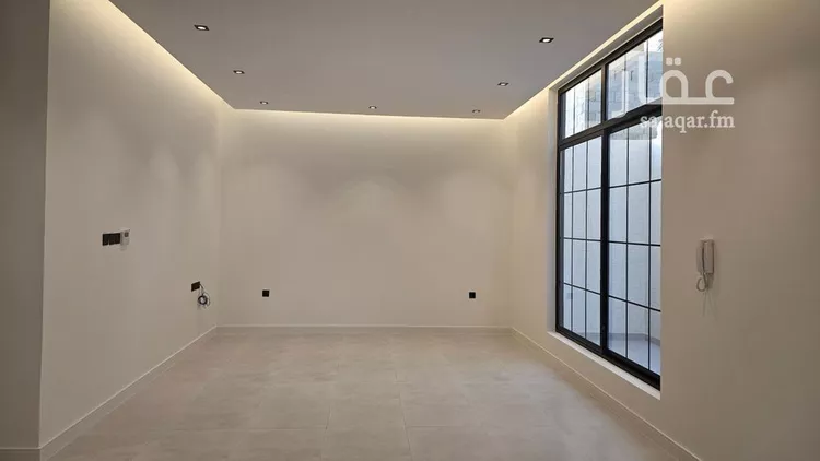 فيلا للبيع في شارع أبي جعفر الصيدلاني, حي الفاروق, مدينة الرياض, منطقة الرياض صورة 2