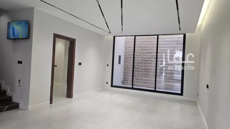 فيلا للبيع في شارع أسد السنة, حي الفاروق, مدينة الرياض, منطقة الرياض صورة 4