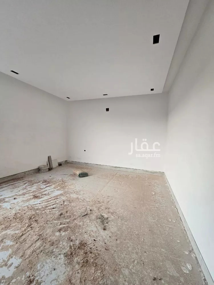 دور للبيع في شارع أبي الوفاء الأصبهاني, حي الخليج, مدينة الرياض, منطقة الرياض صورة 2