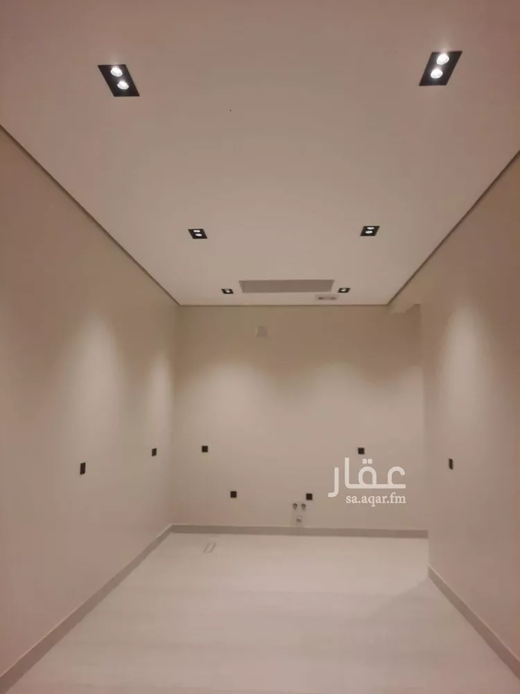 دور للبيع في شارع رقم 282, حي المونسية, مدينة الرياض, منطقة الرياض صورة 3
