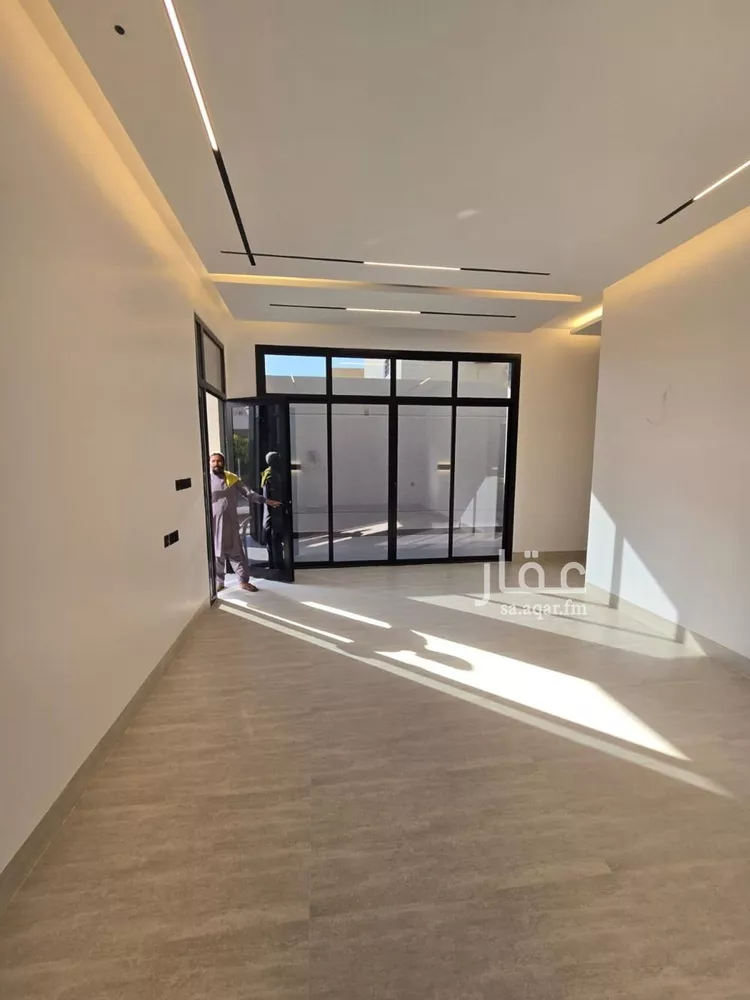 فيلا للبيع في شارع سلمان الصقلي, حي الخليج, مدينة الرياض, منطقة الرياض صورة 5