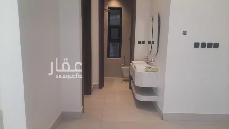 دور للبيع في شارع المقدم, حي الخليج, مدينة الرياض, منطقة الرياض صورة 2