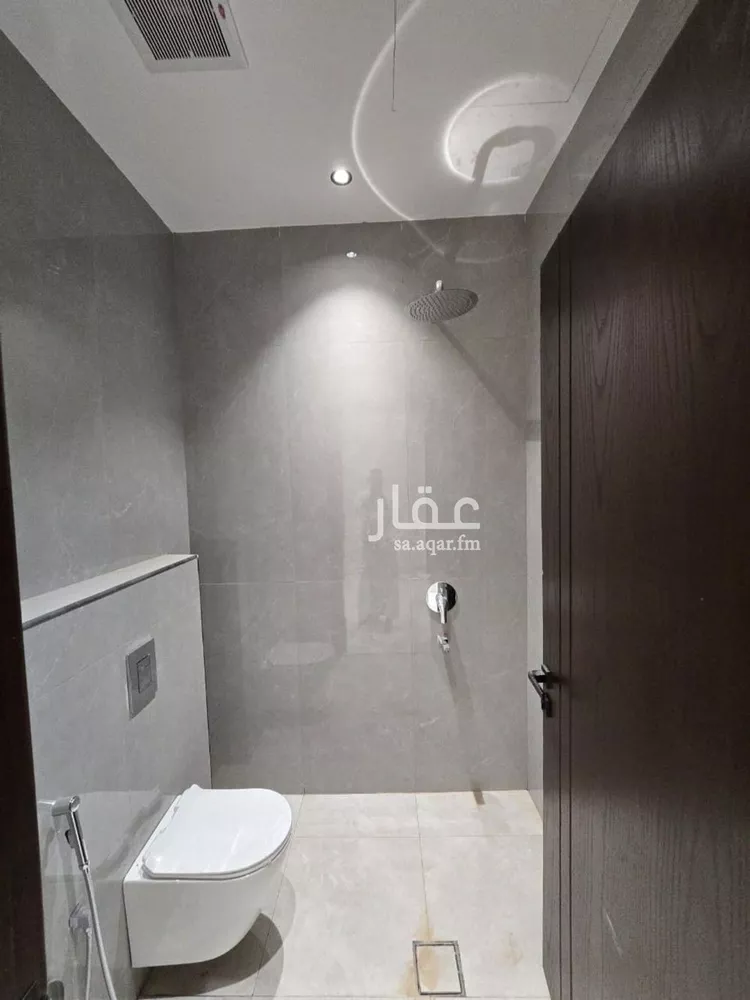دور للبيع في شارع رقم 105, حي المونسية, مدينة الرياض, منطقة الرياض صورة 4