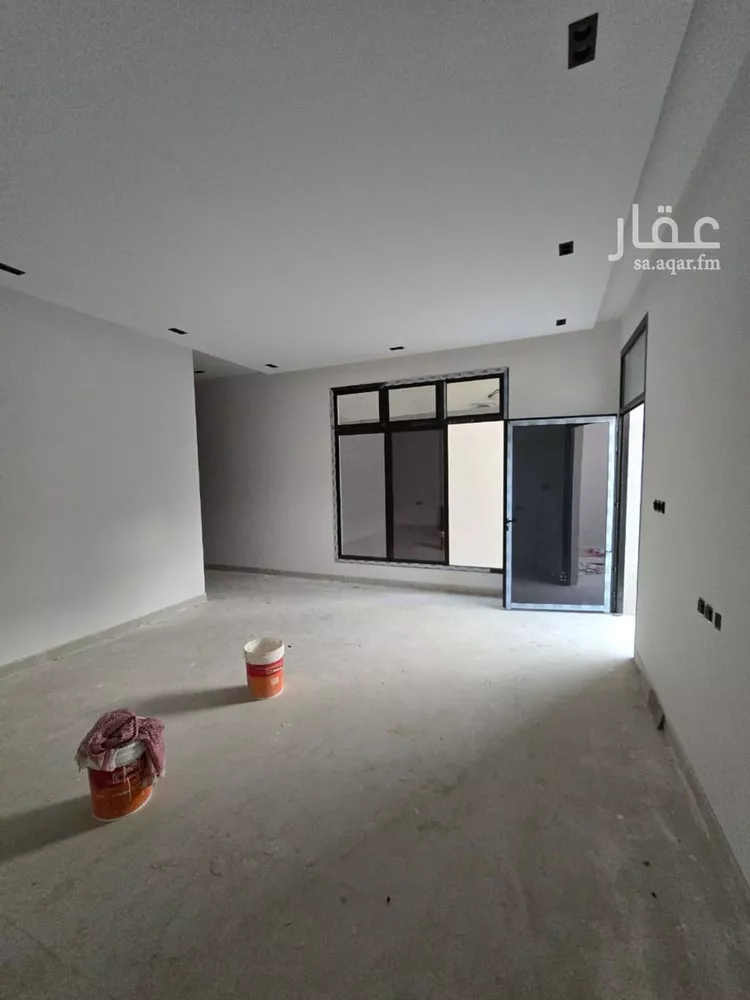 دور للبيع في شارع الضائن, حي الخليج, مدينة الرياض, منطقة الرياض