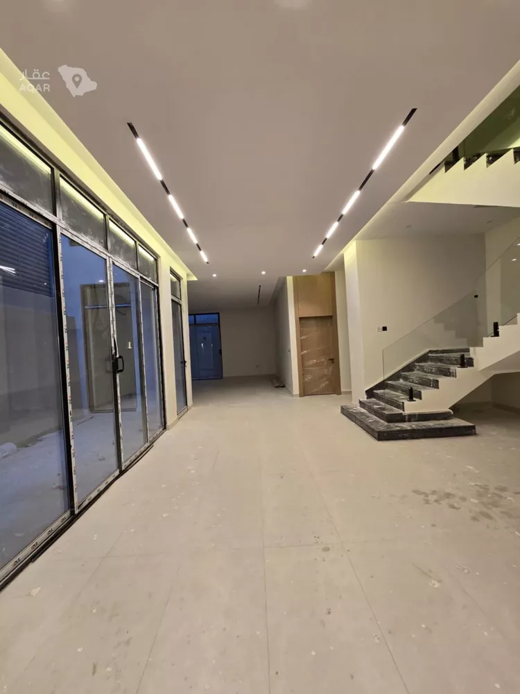 Floor for Sale in Riyadh King Faisal