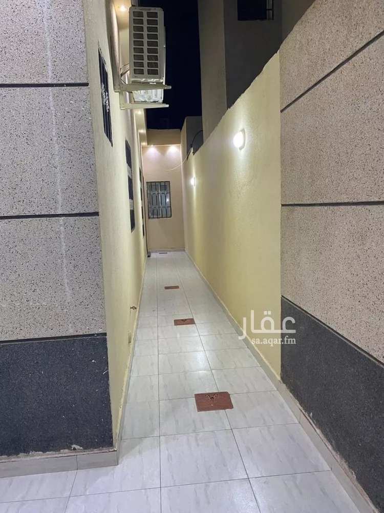 فيلا للبيع في شارع إبراهيم بن موسى الفيومي, حي الرمال, مدينة الرياض, منطقة الرياض صورة 2