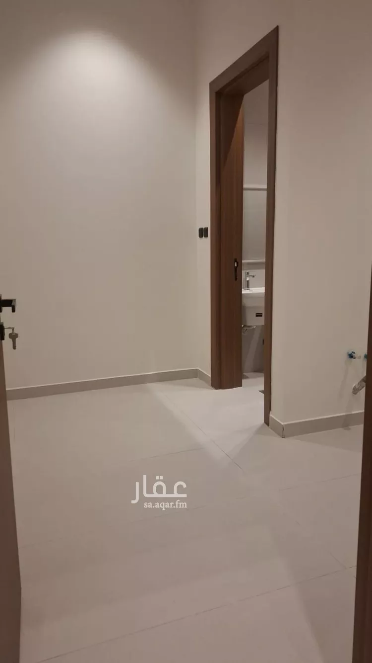 دور للبيع في شارع رقم 105, حي المونسية, مدينة الرياض, منطقة الرياض 9