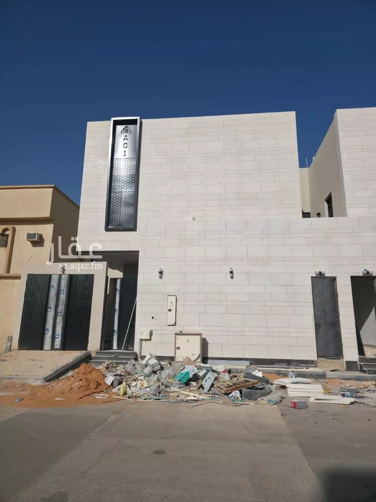 فيلا للبيع في شارع سفيان بن المهلب, حي الملك فيصل, مدينة الرياض, منطقة الرياض صورة 2