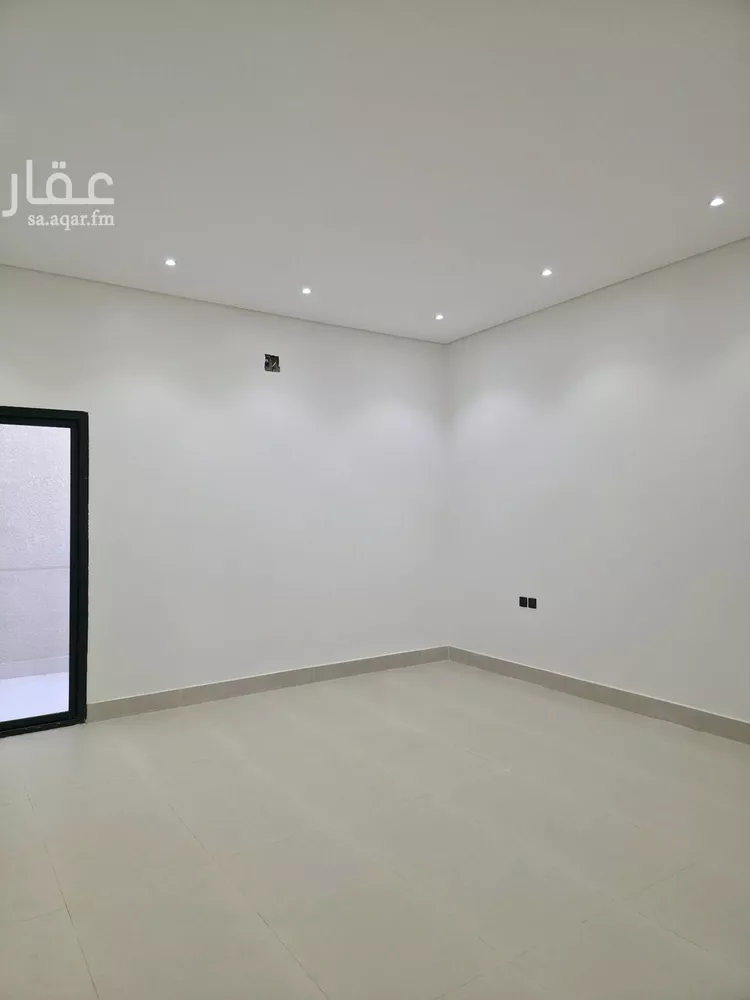 Villa for Sale in Riyadh Al Yarmouk 6