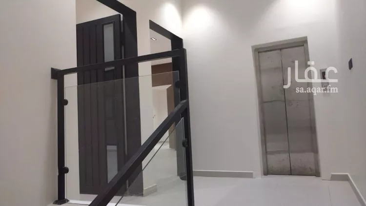 دور للبيع في شارع رقم 105, حي المونسية, مدينة الرياض, منطقة الرياض 23