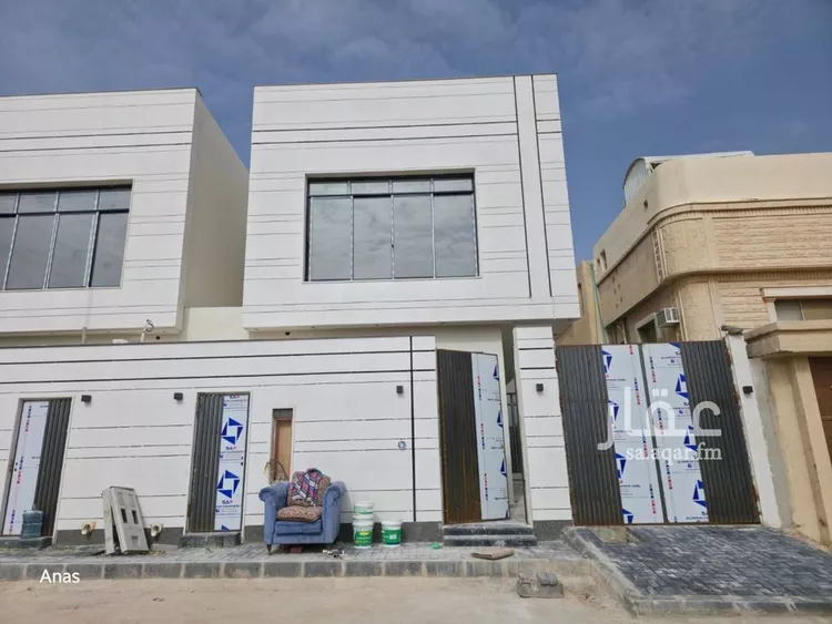 فيلا للبيع في شارع أبي الفتح السعدي, حي الملك فيصل, مدينة الرياض, منطقة الرياض صورة 3