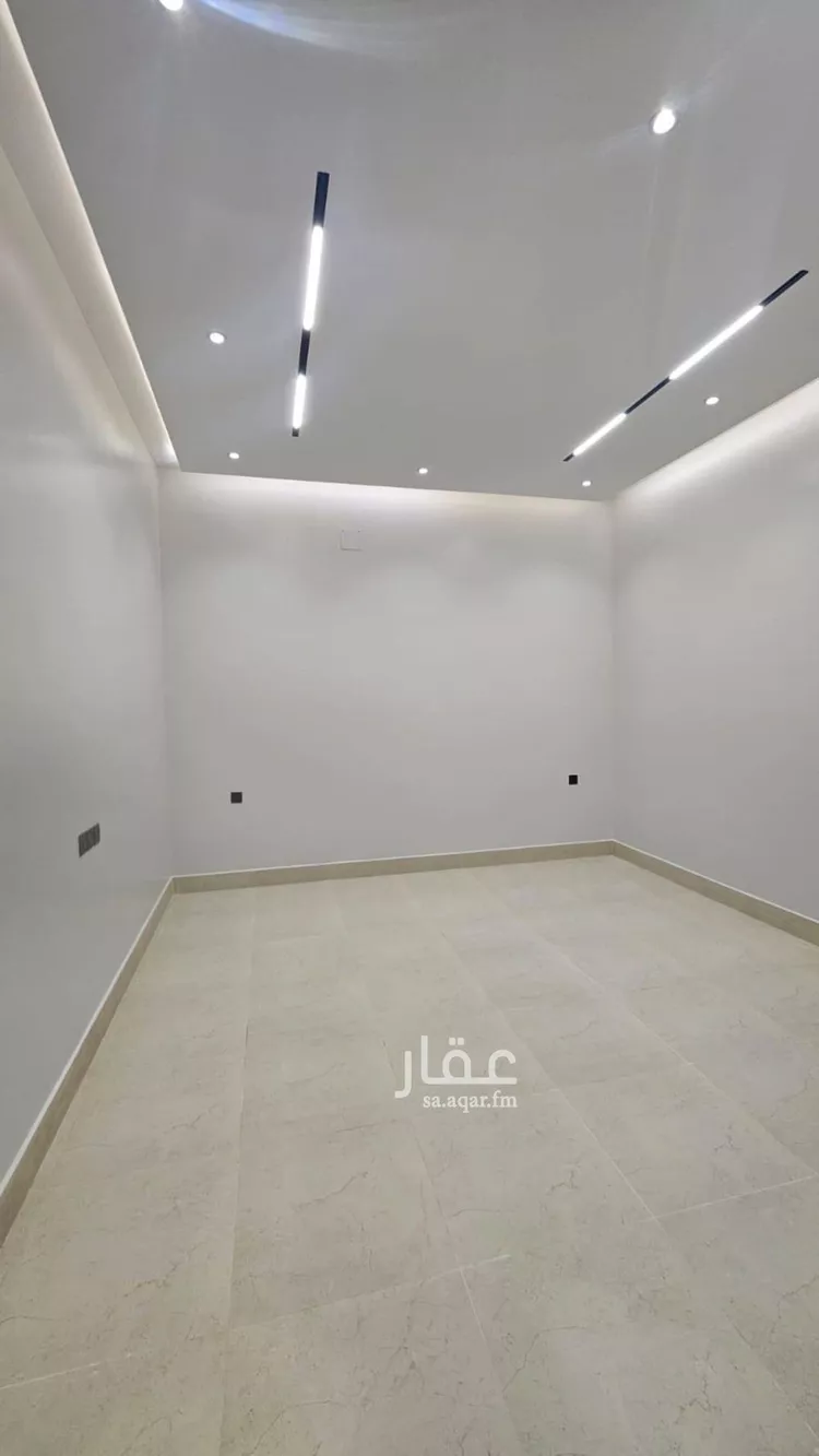 فيلا للبيع في شارع أبي جعفر الصيدلاني, حي الفاروق, مدينة الرياض, منطقة الرياض صورة 5
