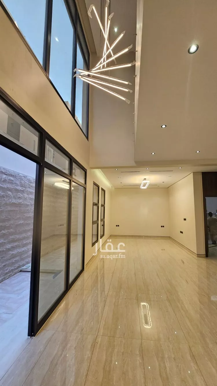 فيلا للبيع في شارع قطر بن خليفة, حي الفاروق, مدينة الرياض, منطقة الرياض 14