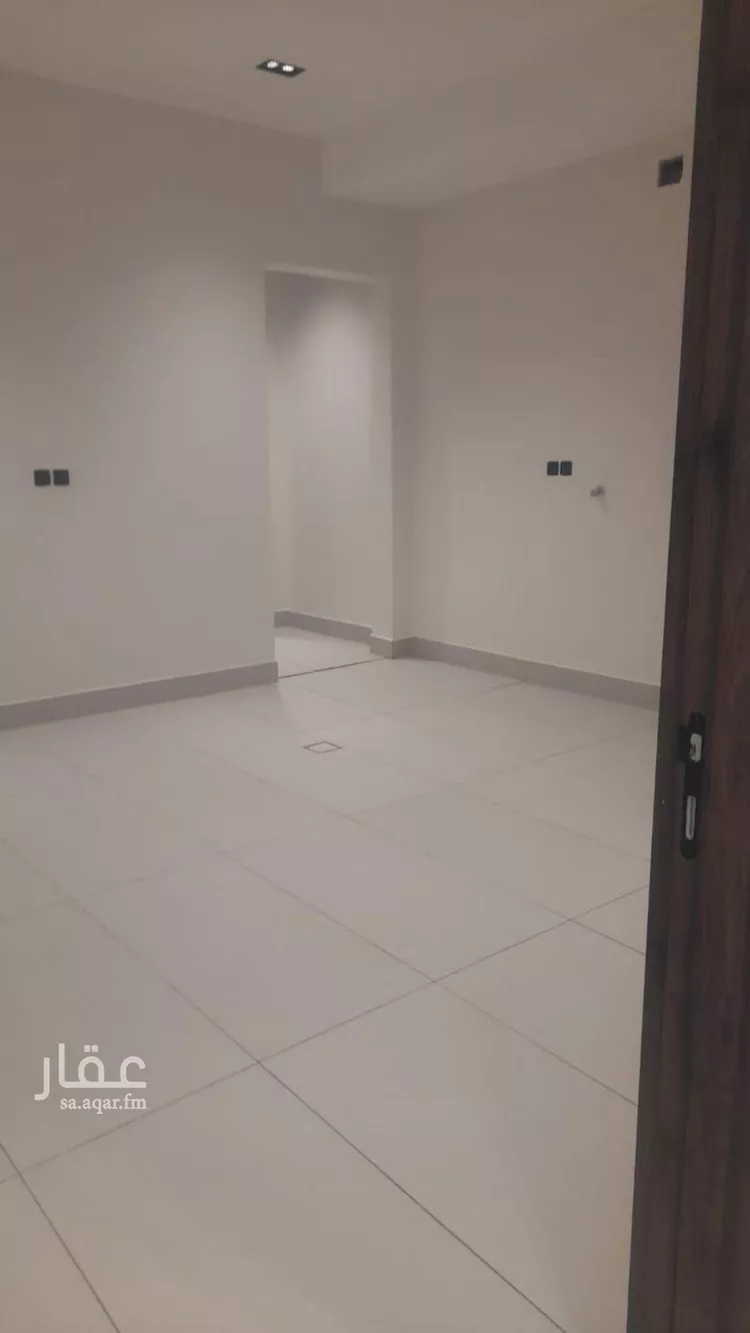 دور للبيع في شارع أبي العباس بن مطيع, حي الخليج, مدينة الرياض, منطقة الرياض صورة 2