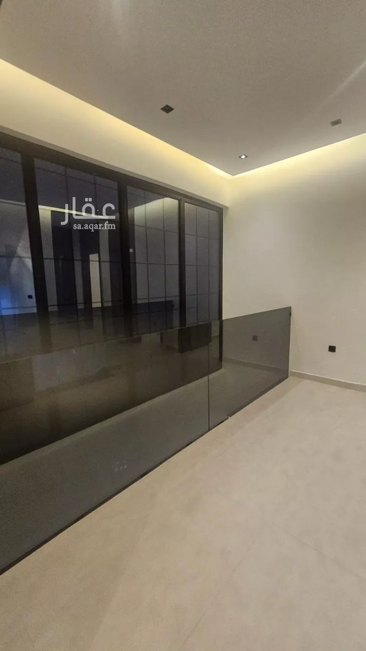 فيلا للبيع في شارع عبدالله بن صالح بن مشخص, حي الفاروق, مدينة الرياض, منطقة الرياض 21