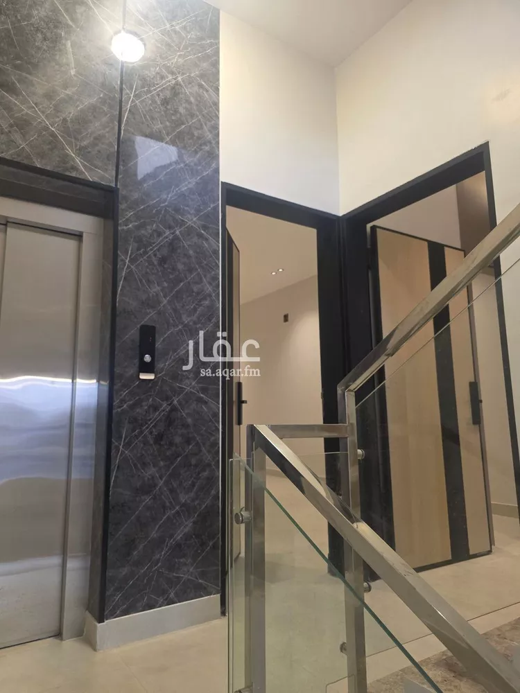 فيلا للبيع في شارع سفيان بن وهب, حي الروضة, مدينة الرياض, منطقة الرياض 12