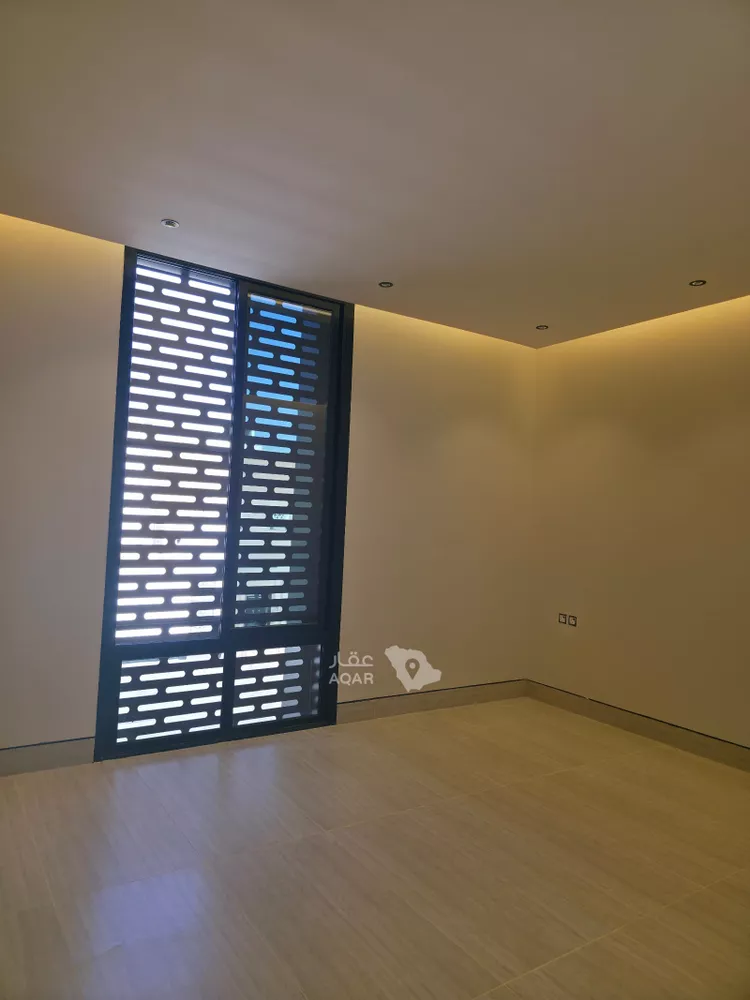 Villa for Sale in Riyadh King Faisal 7