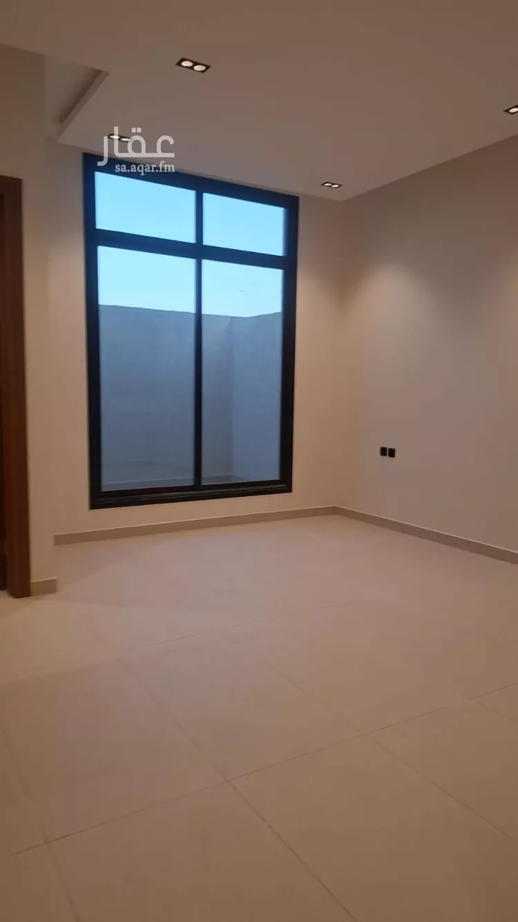 دور للبيع في شارع رقم 105, حي المونسية, مدينة الرياض, منطقة الرياض 18