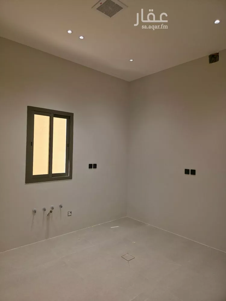 فيلا للبيع في شارع الفرعية, حي غرناطة, مدينة الرياض, منطقة الرياض 14