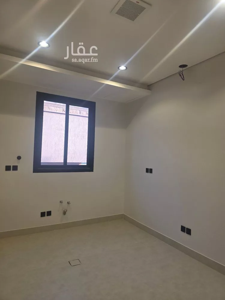 فيلا للبيع في شارع سفيان بن وهب, حي الروضة, مدينة الرياض, منطقة الرياض 10