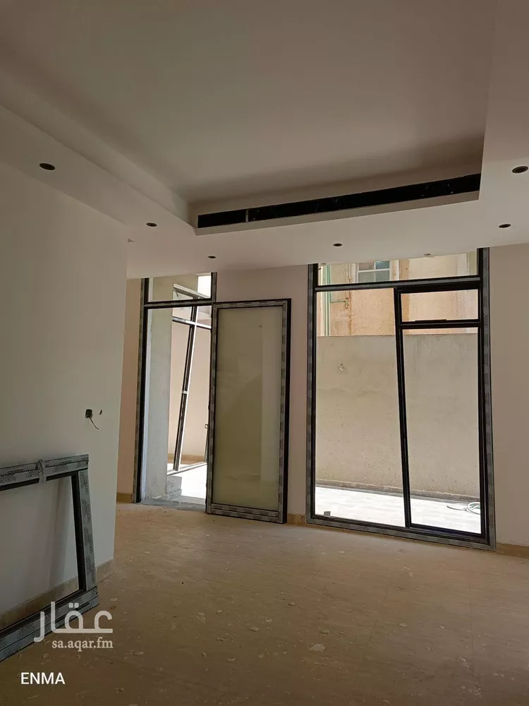 فيلا للبيع في شارع عاصم بن هرم, حي الملك فيصل, مدينة الرياض, منطقة الرياض صورة 2